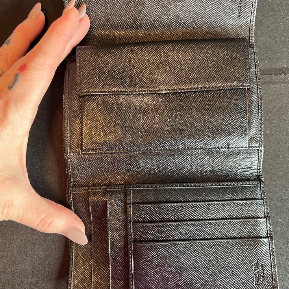 Prada Black Wallet - Picture 5 of 6
